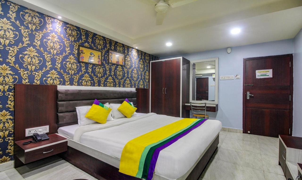 Itsy By Treebo - Golden Fiesta Hotel Jamshedpur Exterior photo