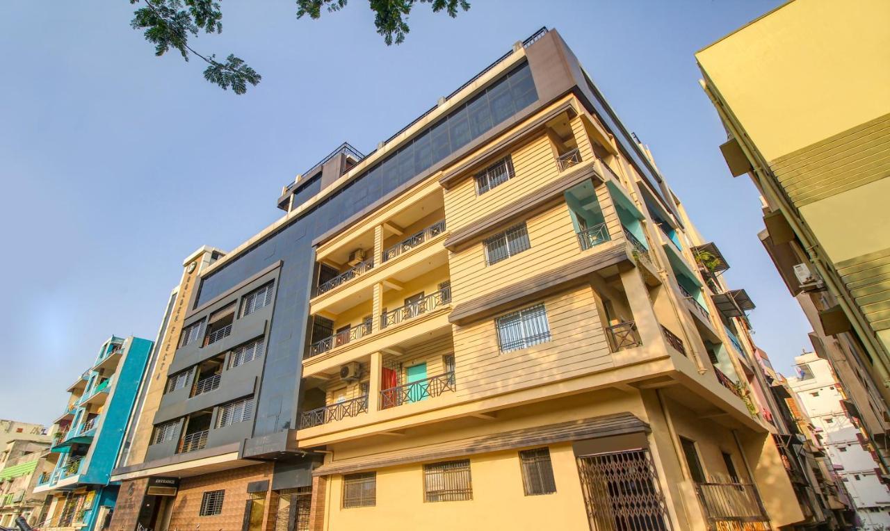 Itsy By Treebo - Golden Fiesta Hotel Jamshedpur Exterior photo